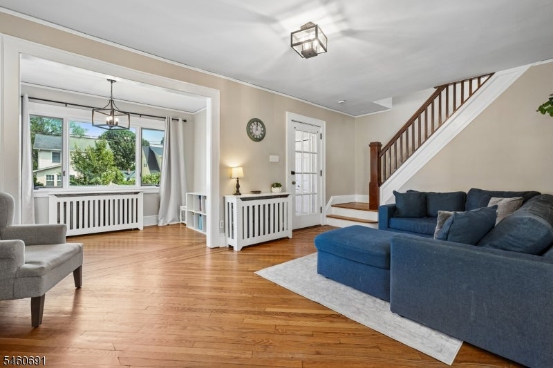 16 Remer Ave