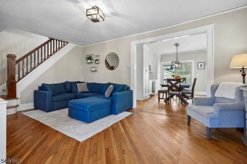 16 Remer Ave