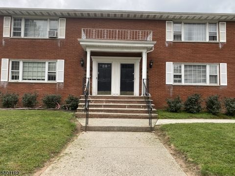 Photo of 416 Faitoute Ave #3, Roselle Park, NJ 07204 (MLS # 3993649)