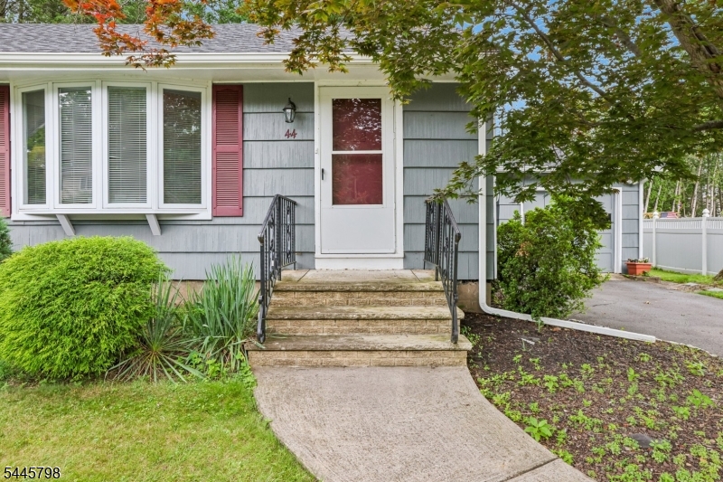 44 Rumana Rd