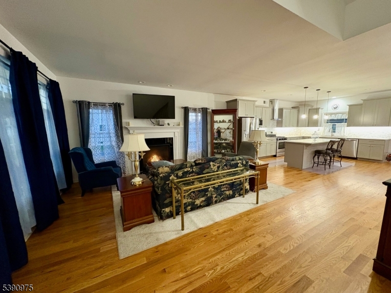 401 N Lincoln Ave