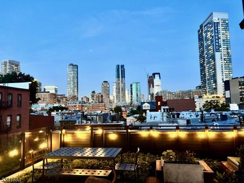 54 Bright St 4 Jersey City NJ 07302