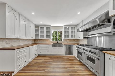 18 Edge Hill Rd Blairstown Twp. NJ 07825