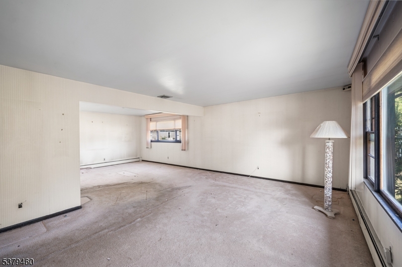 111 Packanack Lake Rd