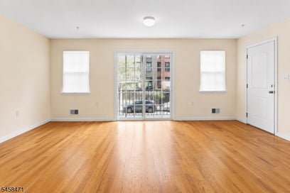 453-455 Washington St 3 Newark City NJ 07102
