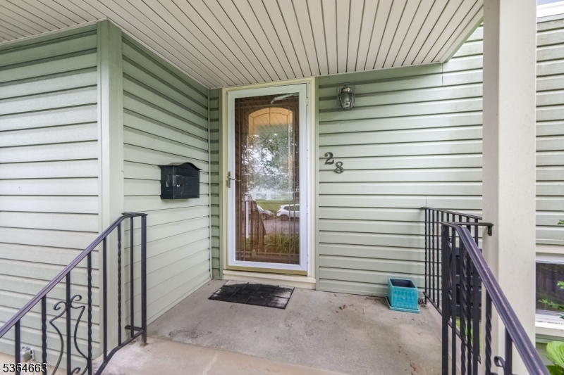 28 Urma Pl