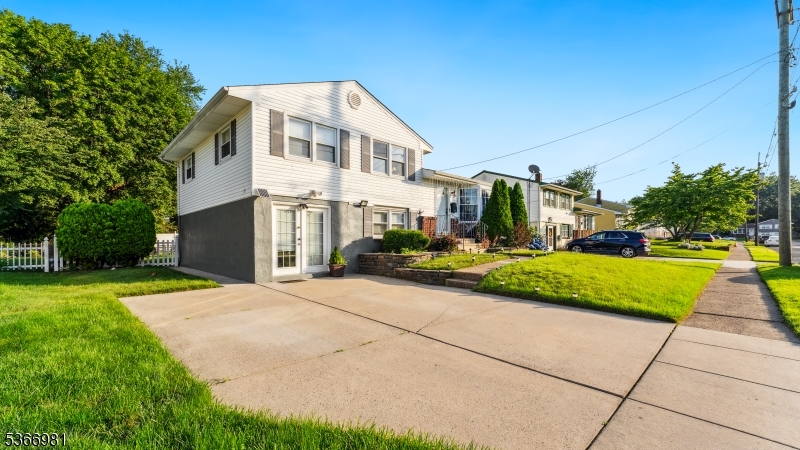 32 Washington Ave