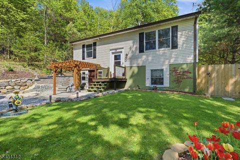 414 Macopin Rd West Milford Twp. NJ 07480