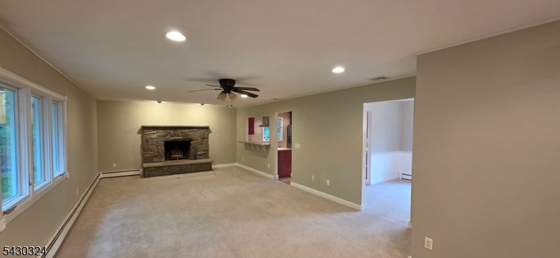 90 Russling Rd