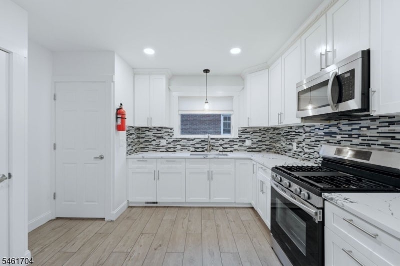 1208 Orange Ave