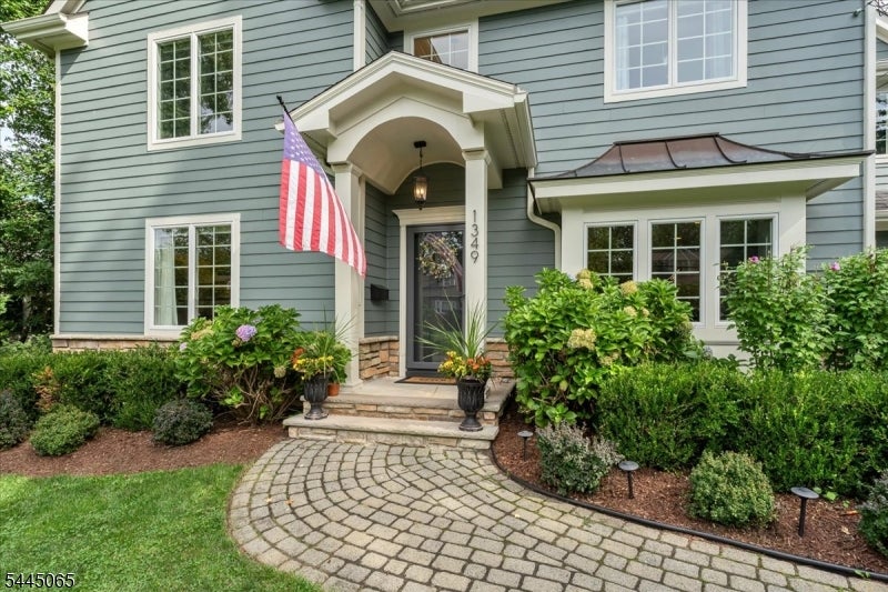 1349 Birch Hill Rd