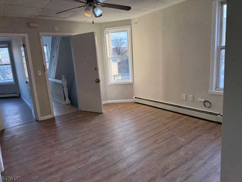 85 Holsman St