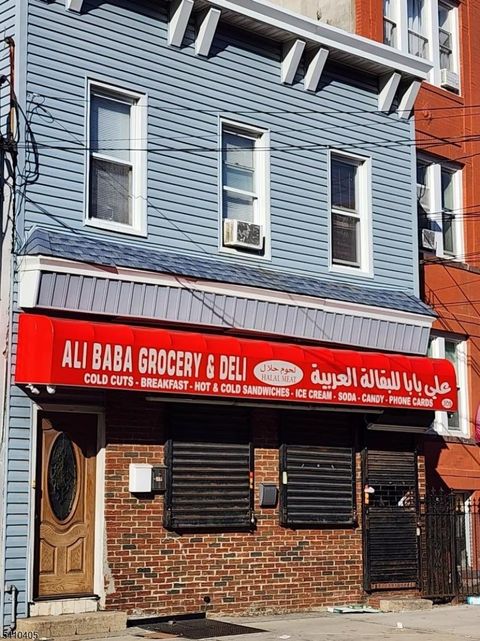 305 Summit Ave Jersey City NJ 07306