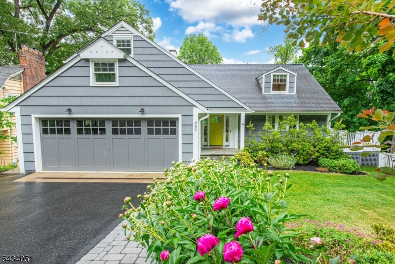 487 Highland Ave
