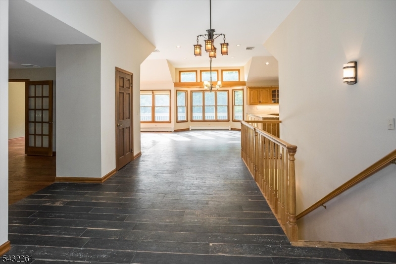42 Cliffwood Rd