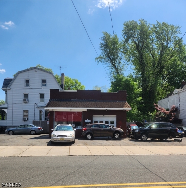 69 Greenwood Ave
