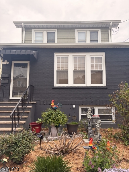 32 Hamilton Ave 2