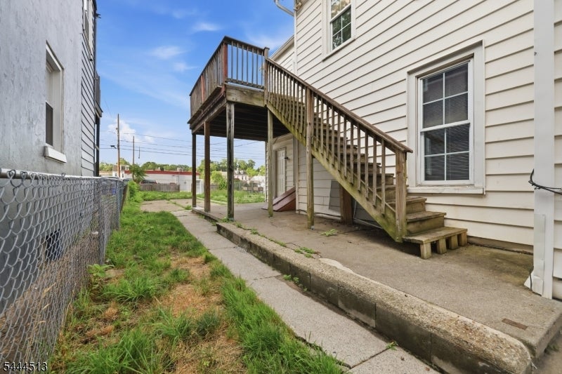 283 Mercer St