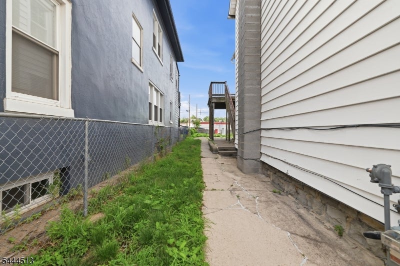 283 Mercer St