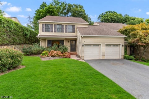 Photo for 7 Shadowbrook Ln
