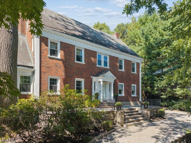174 Highland Ave