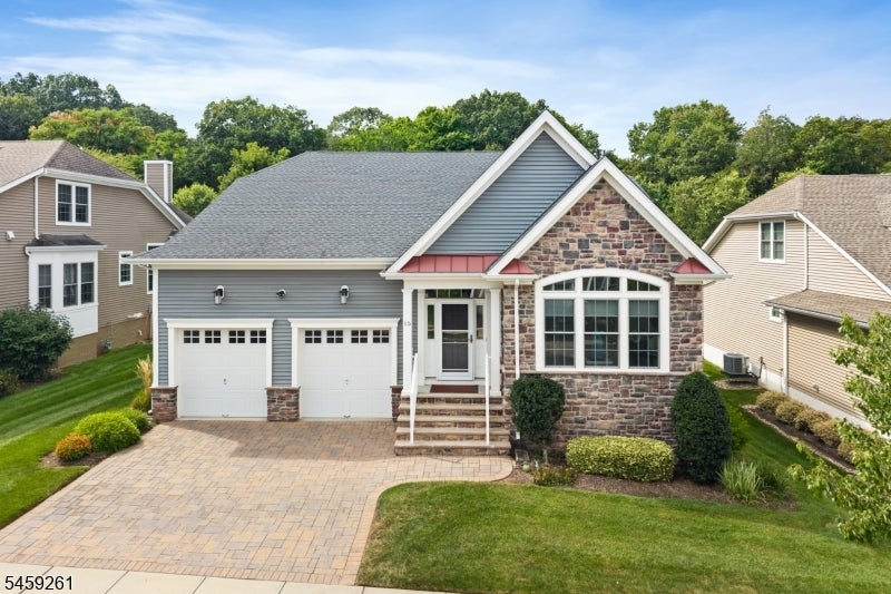 15 Portland Dr