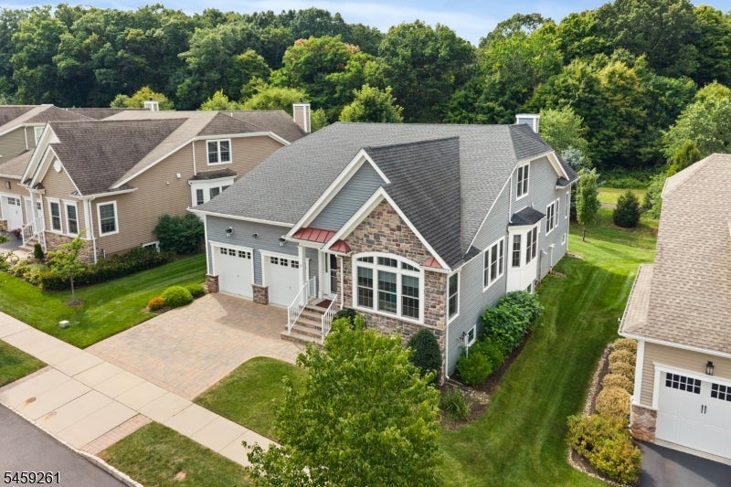 15 Portland Dr