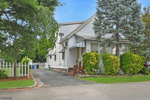 57 18Th Ave Elmwood Park Boro NJ 07407