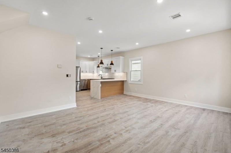827 Murray St 2