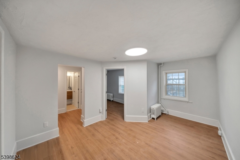 1000 Main Street, unit 2W