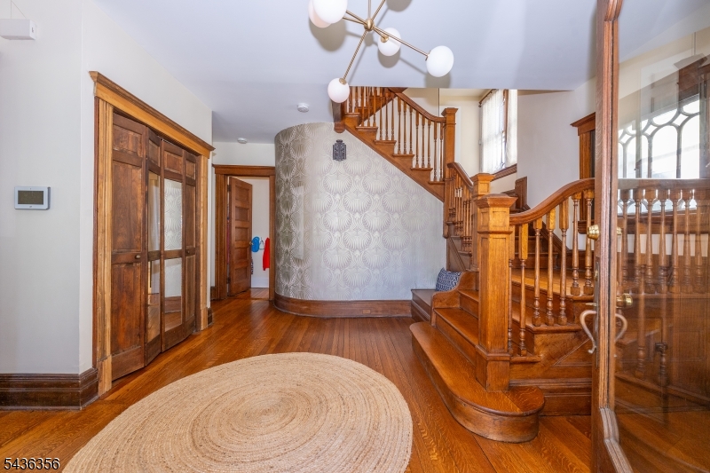 156 Lincoln St