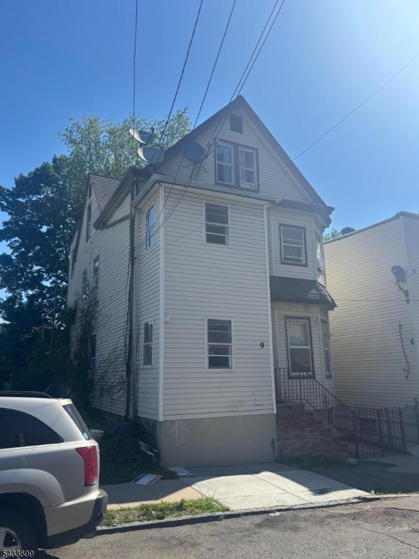 9 Courtland St