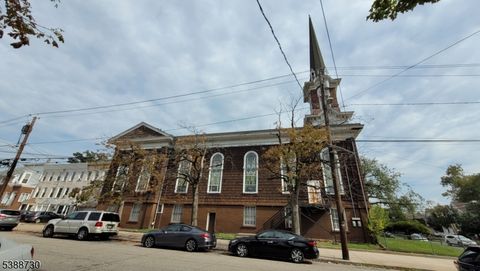 757 Avenue C Bayonne City NJ 07002