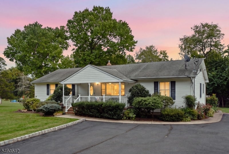 93 Sunset Road