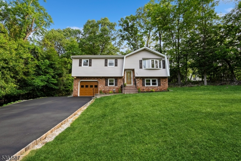 151 Mount Pleasant Ave
