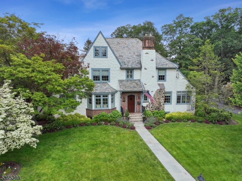 58 Prospect Hill Ave