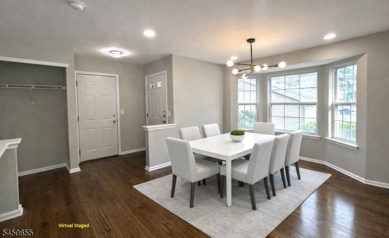 2501 Vantage Ct