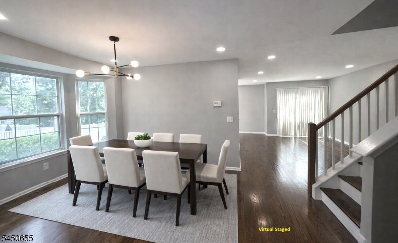 2501 Vantage Ct