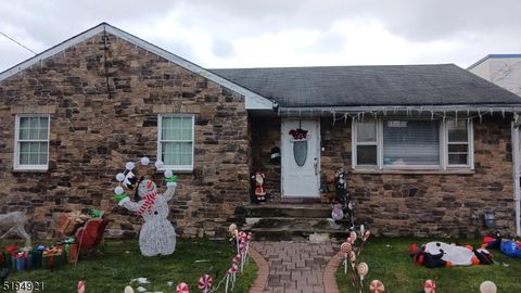 Photo of 130 King St, Dover, NJ 07801 (MLS # 3993904)