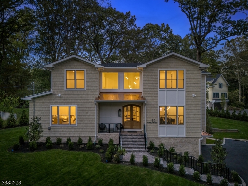 12 Coniston Rd