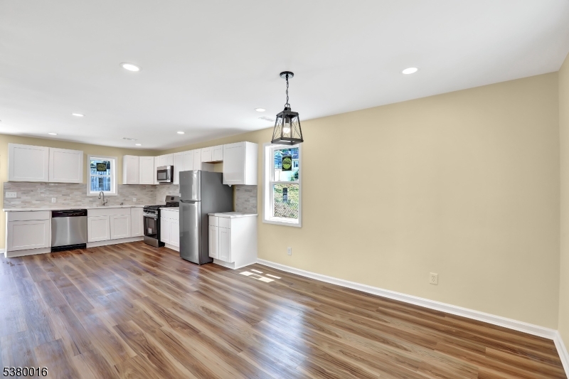 840-AFT Parkside Ave