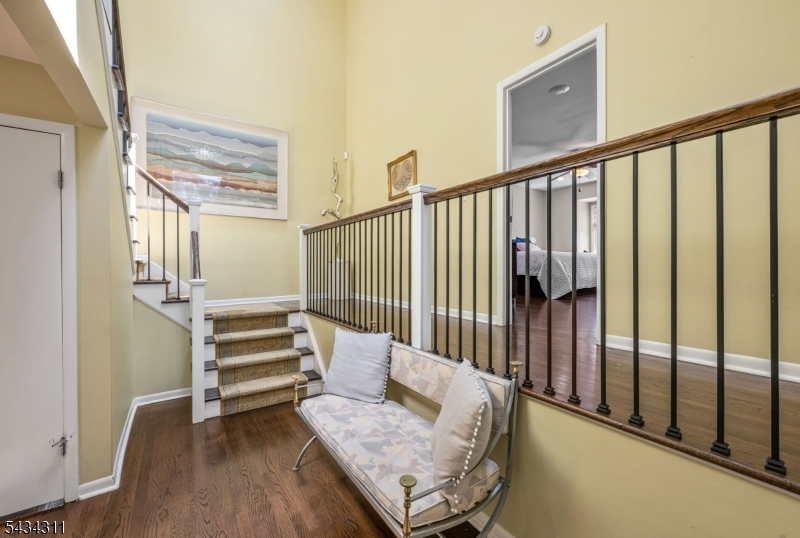 27 Moran Rd
