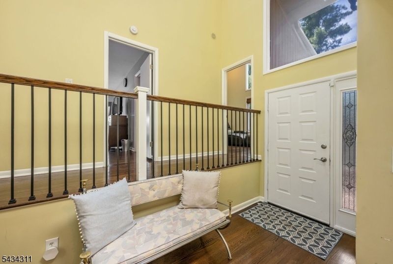 27 Moran Rd