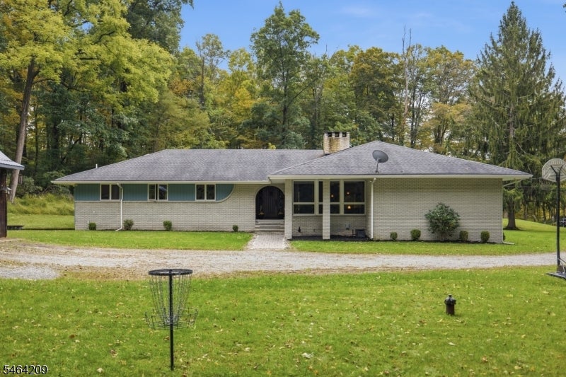 161 Pequest Rd
