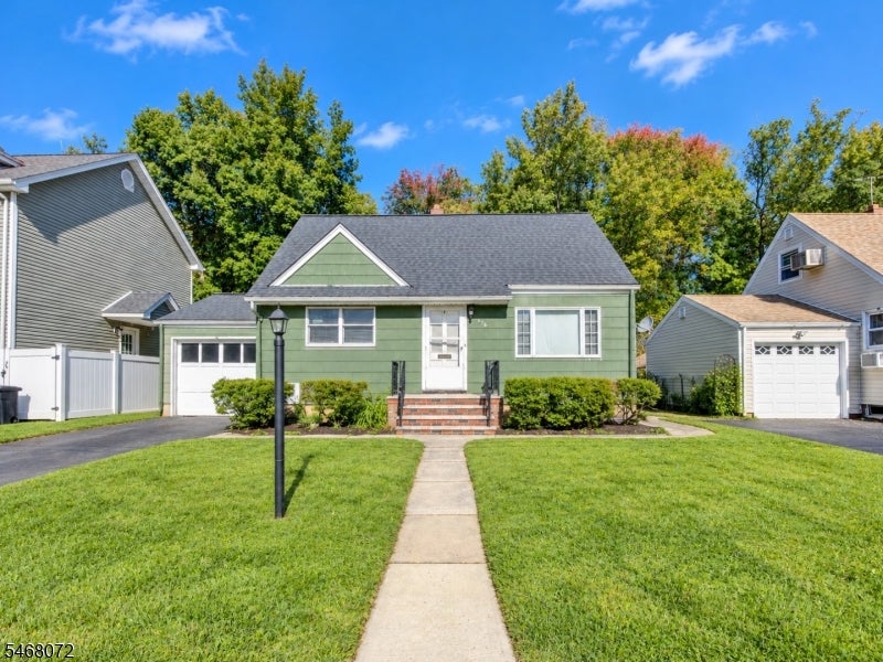 756 Pinewood Rd