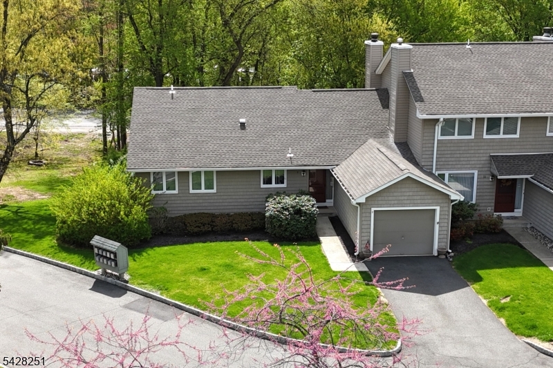 9 Parsons Ct