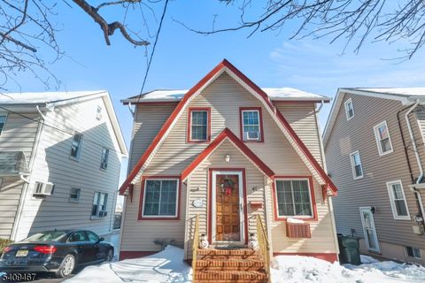 47 Elycroft Pkwy Rutherford Boro NJ 07070