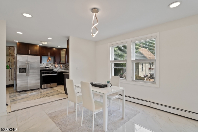 6 Worden Ave