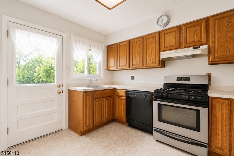 110 Patricia Pl