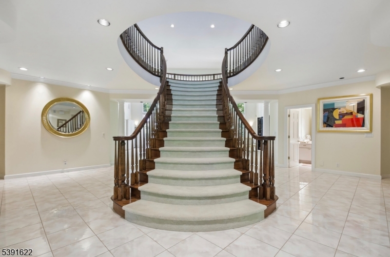 830 W Shore Dr